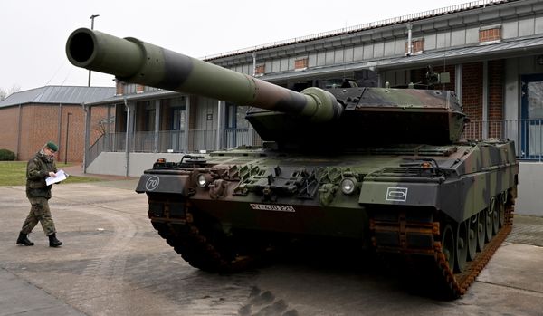 Более 40 стран поставляют Украине оружие и боеприпасы: полный список показали хакеры