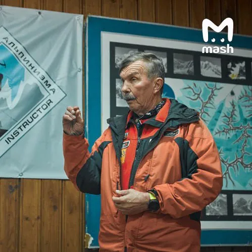 Группа альпинистов попала под камнепад во время восхождения в Кабардино-Балкарии, один человек погиб