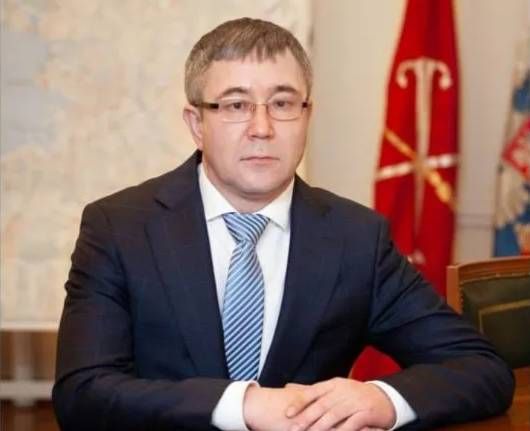 Тело экс-чиновника из Петербурга нашли под окнами гостиницы в Подмосковье