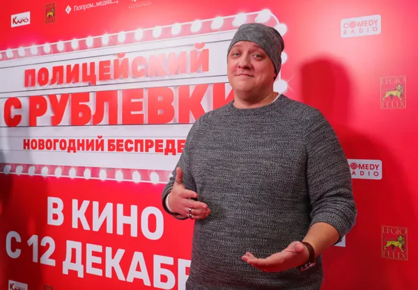 Умер актёр Роман Попов — Мухич из "Полицейского с Рублёвки"