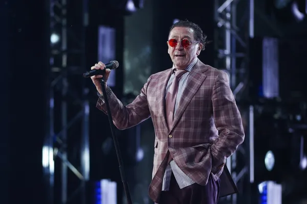 Яйца для голоса и минимум 4 литра алкоголя: появился райдер Григория Лепса