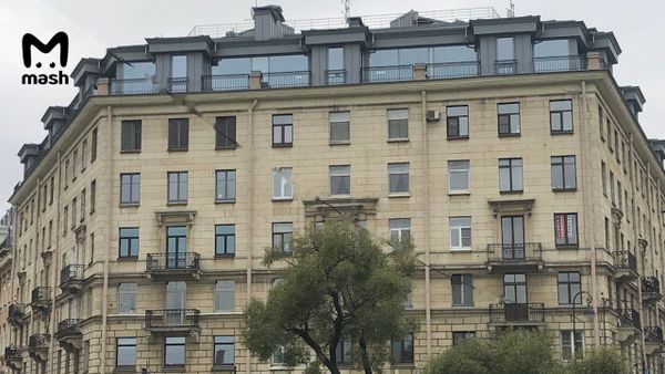 Сталинку с видом на Зимний дворец в Петербурге продают за 1,1 миллиарда рублей