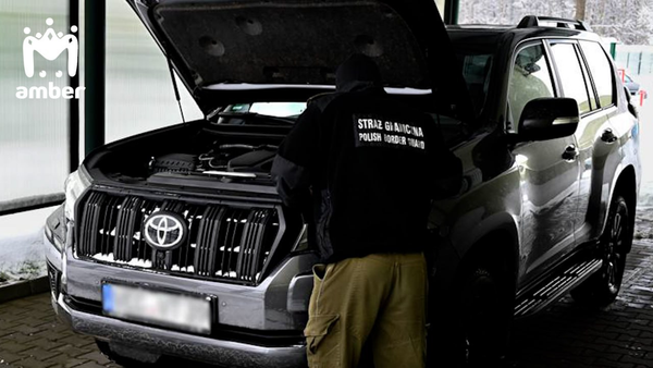 На границе с Польшей задержали русского на японском авто, угнанном в Германии