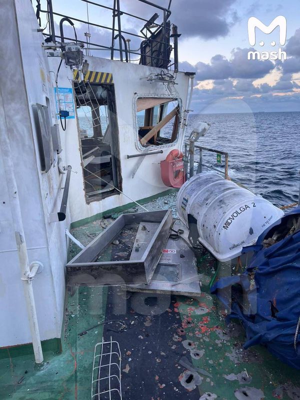 Появились первые фото после атаки БПЛА на российский танкер в Чёрном море