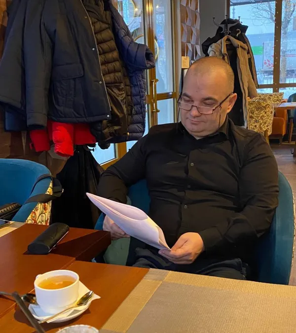 Задержан владелец рехаба в Егорьевске, следователи допрашивают Виталия Серёжкина