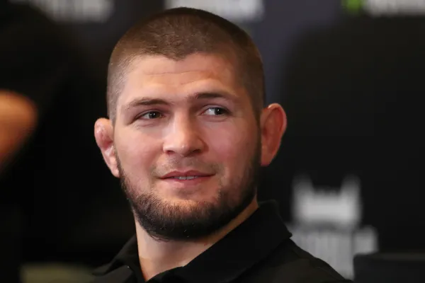 NFT-папахи Хабиба Нурмагомедова начали распродавать с наценкой 1000%