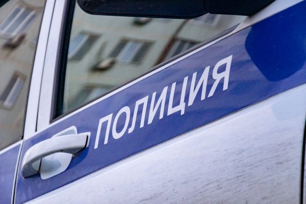 Школьник напал на учительницу в Петербурге: последние новости