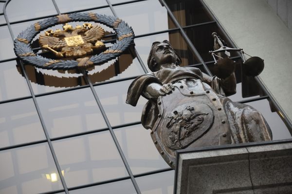 Суды продолжают возвращать квартиры жертвам мошенников, несмотря на решение Верховного суда по делу Долиной