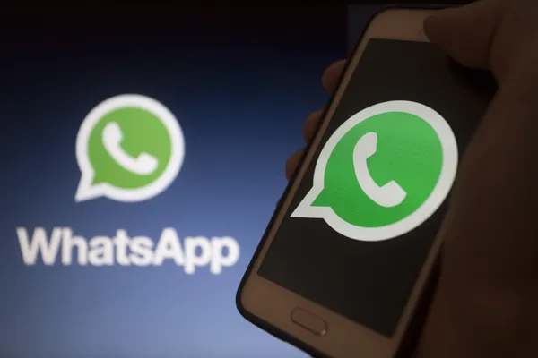 Пользователи пожаловались на масштабный сбой в работе WhatsApp* в России