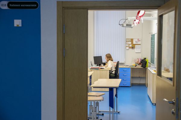 В Калуге учителя вставили в школьный опросник варианты с матами