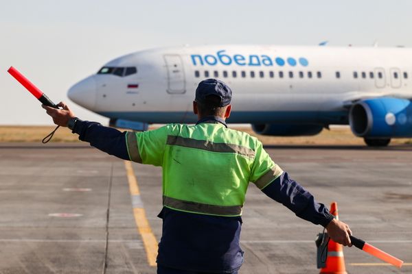 Самолёт "Победы", летевший из Чебоксар в Москву, аварийно приземлился в Шереметьево