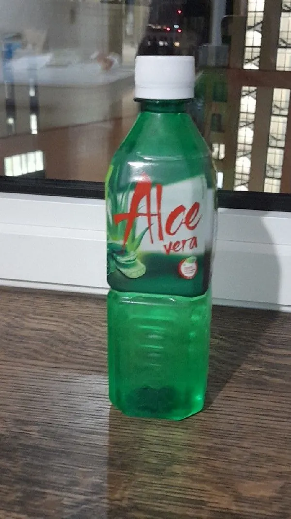 Бутылку "Алоэ вера" с химией в составе купил житель Петербурга