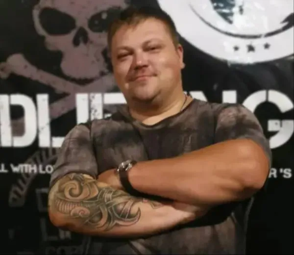 В Беларуси соседи написали заявление в милицию на мужчину за то, что он расчистил улицу от снега