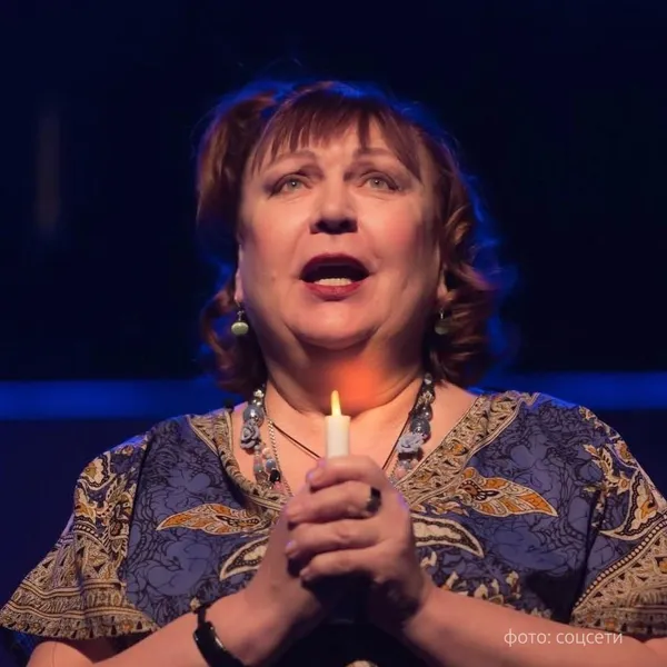 Звезда сериала "Сваты" Татьяна Кравченко сбежала из больницы ради новогодних спектаклей