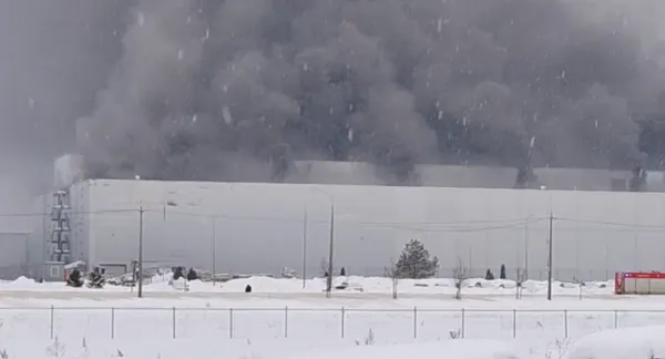 На бывшем заводе Volkswagen в Калуге возник крупный пожар