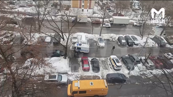 На юге Москвы оцепили парковку из-за подозрительного свёртка
