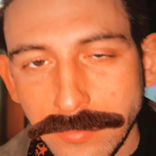 Состоялся релиз трека Шпака про усы