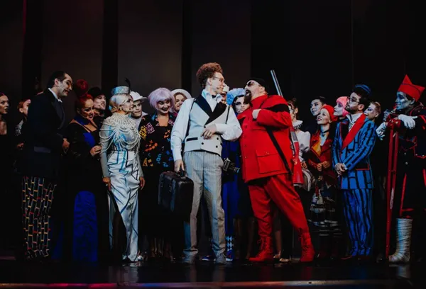 Несколько десятков человек отравились на гастролях в театре Моссовета