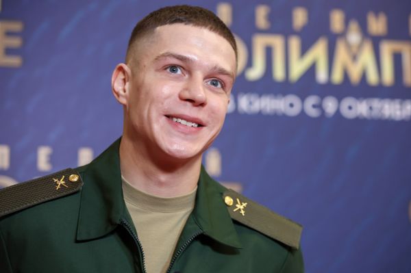 Актёр Глеб Калюжный вернулся из армии