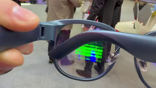 На ПМЭФ-2026 презентовали убийцу Ray-Ban Meta Smart Glasses