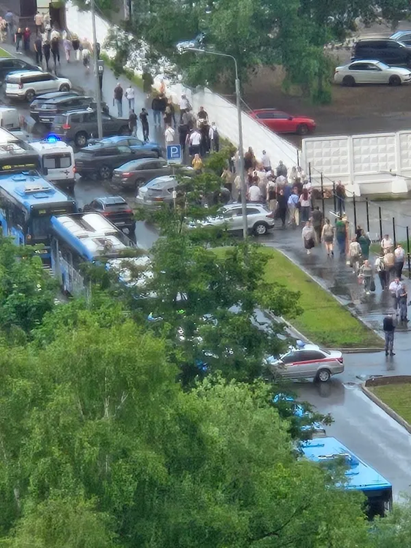 Взрыв машины в московском Коньково был связан с попыткой убить сотрудника научно-производственного предприятия