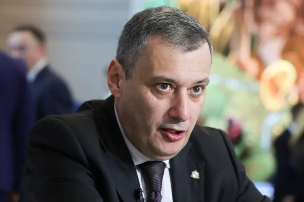 На совещании у губернатора Курской области Хинштейна снова выругался один из чиновников