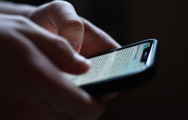 Россияне не будут платить за иностранный трафик, заявили в Минцифры