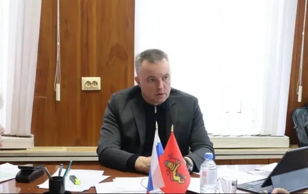 Новый мэр Владимира прикрылся фанатами местного "Торпедо", чтобы построить за бюджетные деньги памятник волку