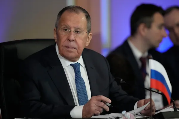 Лавров заявил, что перемирия на Украине не будет