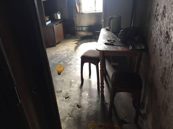 Двое братьев, один из которых — инвалид, подожгли две свои московские квартиры и выбросились с 17 этажа