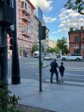 5. Переход у фудмолла "Депо".