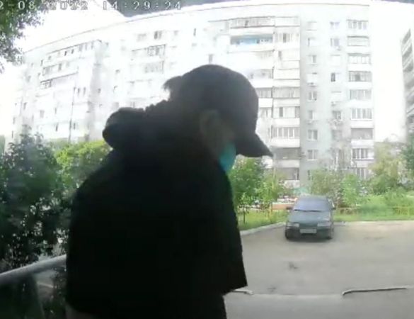 СМИ опубликовали фото вероятного убийцы врача-терапевта в Оренбурге