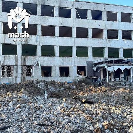 ВС РФ нанесли удар по общежитию в Краматорске, где находились более 700 украинских военных