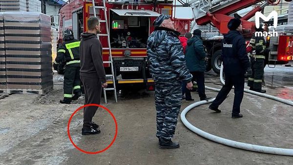 Глава подмосковного Дмитрова замазал на фото в соцсетях логотип пуховика за 340 тыс рублей