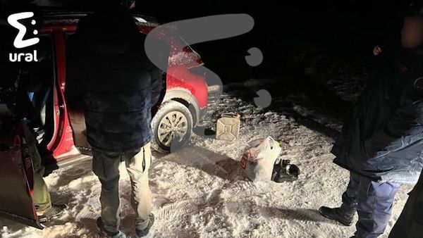 В Тюмени сотрудники ФСБ поймали диверсанта, который планировал сжечь релейные шкафы у ж/д путей