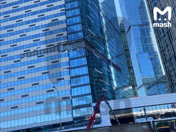 Последствия падения БПЛА ВСУ в "Москва-Сити"