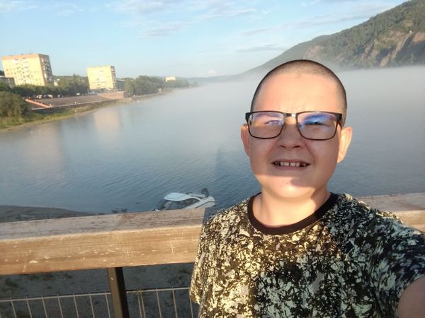 Дети Донбасса, часть 1: гонщик
