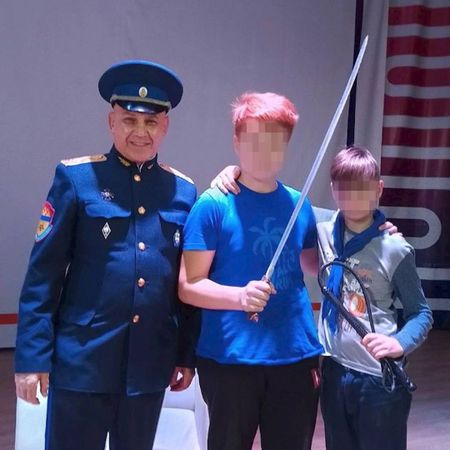 Дважды судимый за мошенничество Олег Пресман неожиданно стал генерал-майором и титулованным казаком