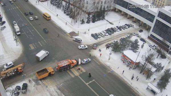 Уфимские улицы перекрыли из-за митинга в поддержку Хабирова