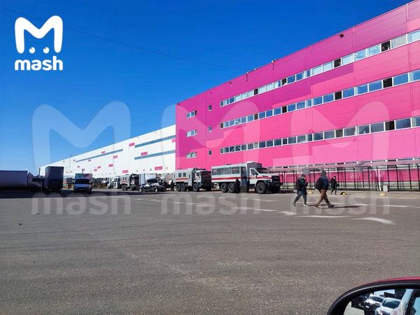 Mash: на складе Wildberries в Электростали проходит рейд Росгвардии и полиции, задержаны 15 человек