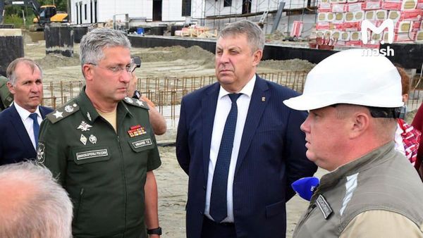 Строительство госпиталей для ветеранов войн, которое курировал замминистра обороны Тимур Иванов, заморозили