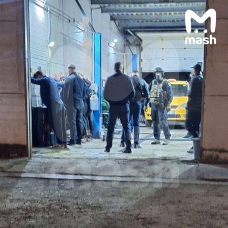 В Шереметьево полицейские проверяют всех сотрудников-мигрантов
