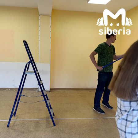 Родители первоклашек новосибирского "Горностая" жалуются на поборы