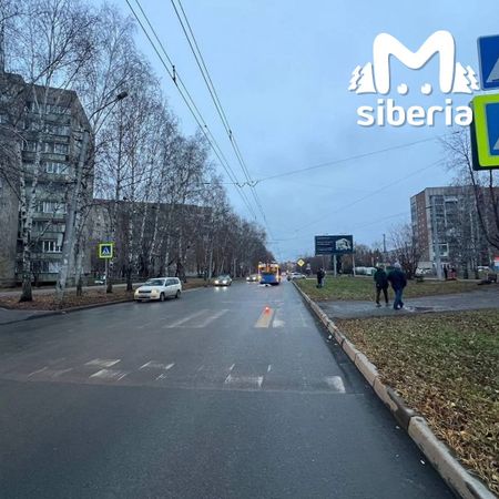 После трагического ДТП в Новосибирске дорожники начали работу над разметкой и освещением