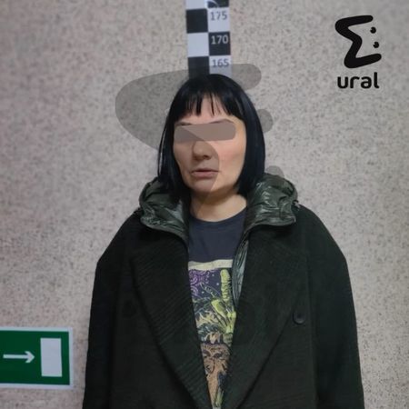 Пьяная жительница ХМАО напала на бортпроводника в самолете