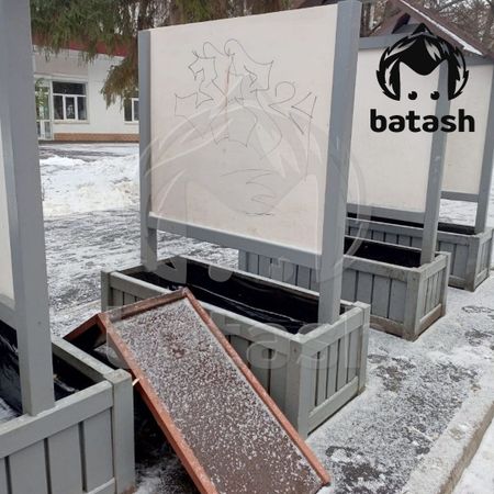Вандалы разгромили аллею воинской славы в Деме