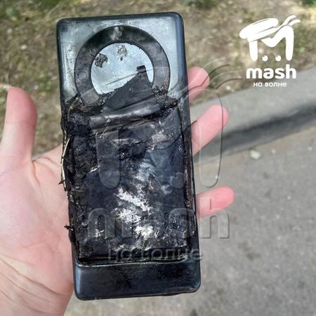 В Севастополе у мужчины в кармане взорвался телефон