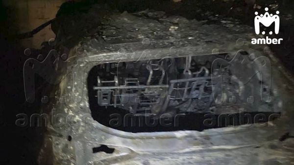 Сотруднице представительства МИД в регионе спалили машину в её же гараже