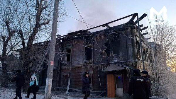 Усадьба со 150-летней историей сгорела в Чите