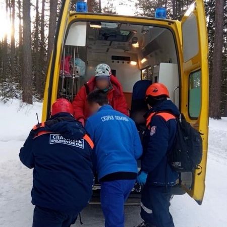 Альпинистка из Новосибирска сорвалась с трассы на «Красноярских столбах»